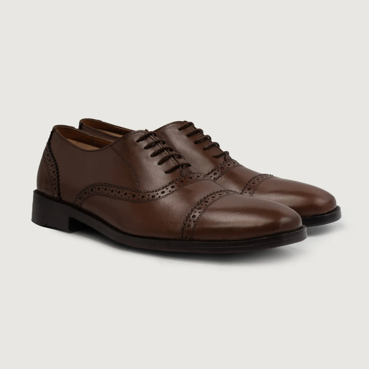 Grisson Brogues Oxford Marron Chaussures en cuir pour Homme For Men in Brown Full-Grain Leather - Vue de profil | Acheter en ligne