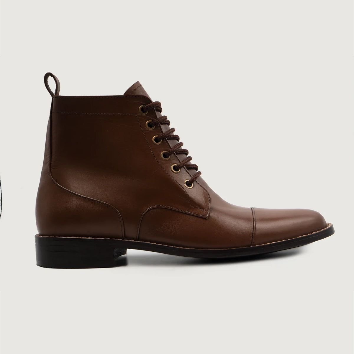 Brown Full-Grain leather Boots - Montage cousu Goodyear & détail de l'embout avant