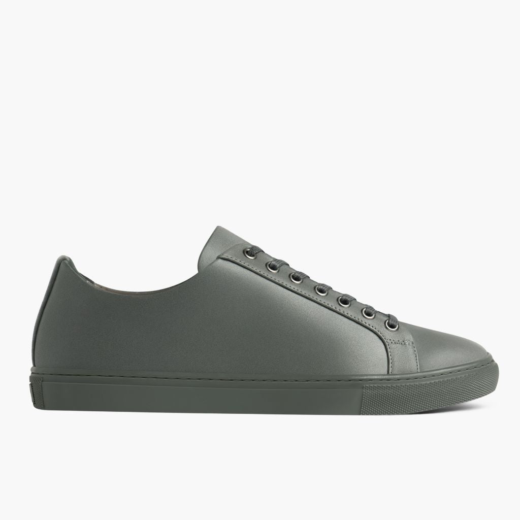 Grey Full-Grain leather Sneakers - Montage cousu Goodyear & détail de l'embout avant