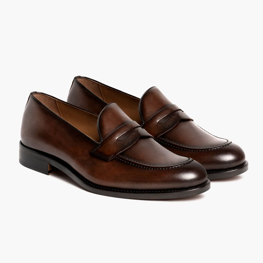 Lincoln Acajou Riche Baskets en cuir pour Homme in Classic Full-Grain Leather - Vue de profil | Acheter en ligne