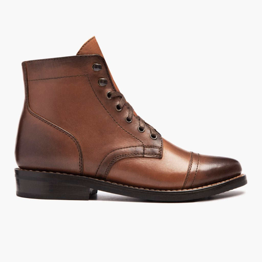 Captain Brandy Bottines en cuir pour Femme in Classic Full-Grain Leather - Vue de profil | Acheter en ligne
