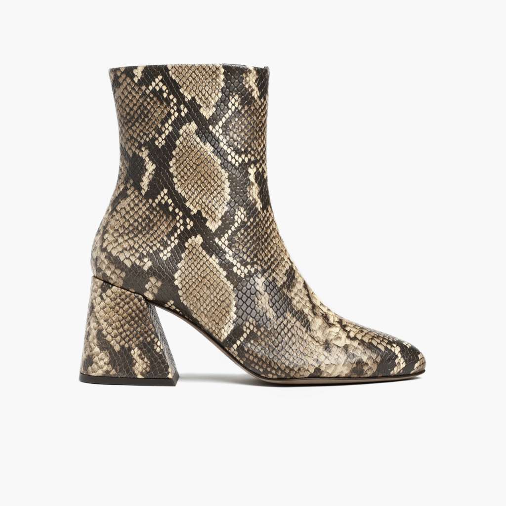 Heartbreaker Snake Print Bottines en cuir pour Femme in Classic Full-Grain Leather - Vue de profil | Acheter en ligne