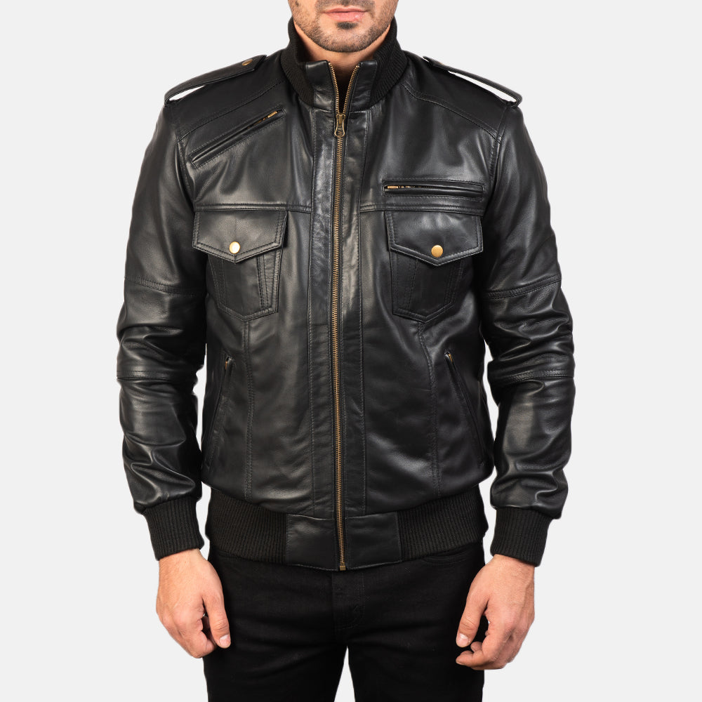 Vue détaillée of High neck &amp; Zipper Hardware on Men's Agent Shadow Noir Blouson Bomber en Cuir pour Homme