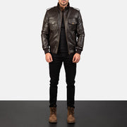 Men's Agent Shadow Marron Blouson Bomber en Cuir pour Homme - Vue de profil avec coupe de manche ergonomique