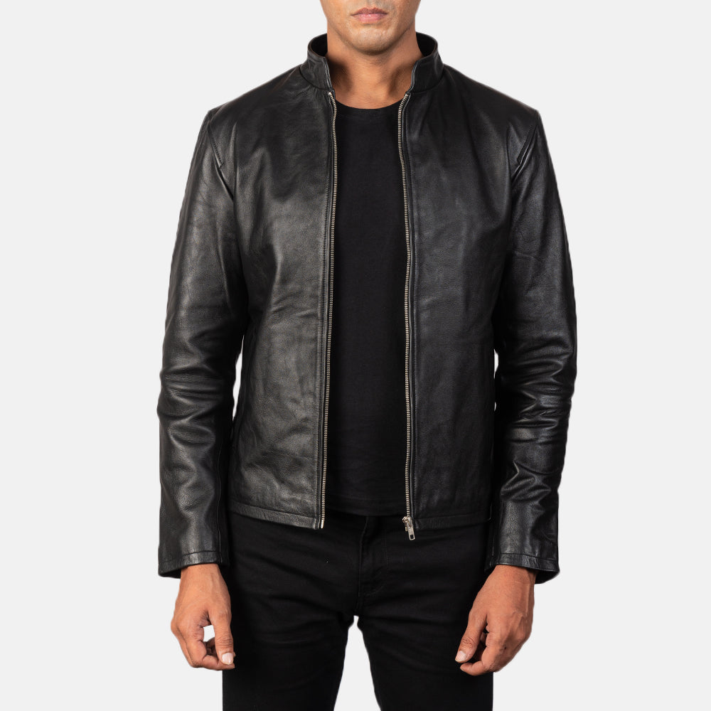 
Alex Black Leather Biker Jacket in Black Cowhide Leather - Vue de face & silhouette ajustée | Acheter en ligne