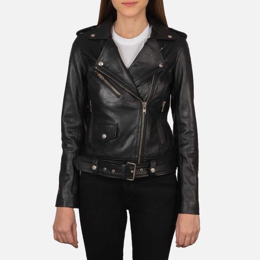 
Alison Noir Veste Motard en Cuir pour Femme in Black Cowhide Leather - Vue de face & silhouette ajustée | Acheter en ligne