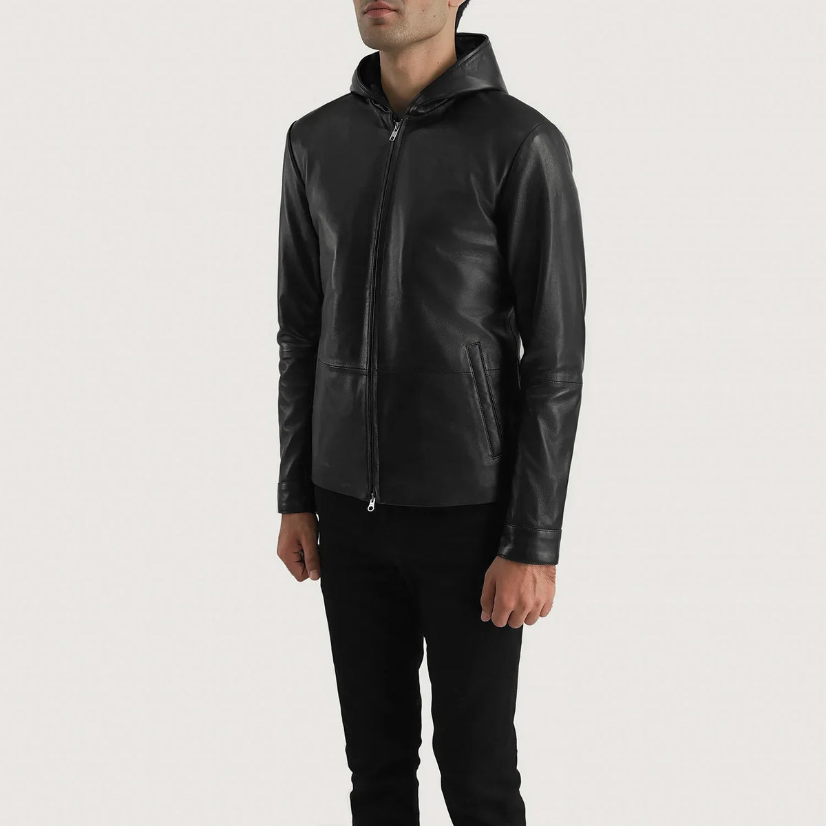 Matte Black Sheepskin Leather Hooded Jacket - Vue de dos avec coupe ajustée aux épaules &amp; ourlet soigné