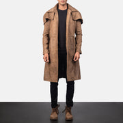 Men's Army Marron Leather Duster pour Homme in Distressed Brown Sheepskin Snuffed - Vue de face &amp; silhouette ajustée | Acheter en ligne