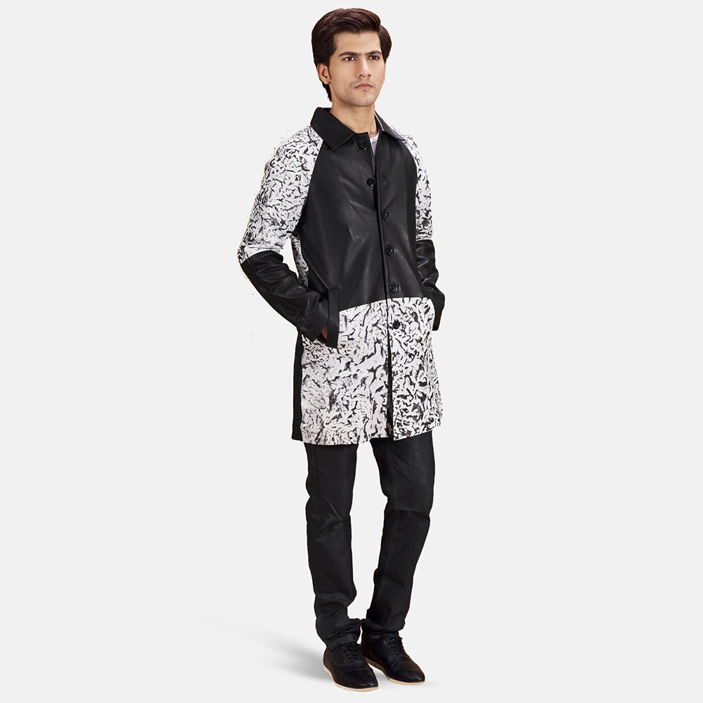 Men's Artistry Noir Dye Manteau en Cuir pour Homme - Vue de profil avec coupe de manche ergonomique