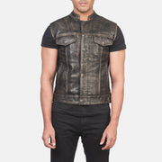 
Vue détaillée of Band & Zipper with Button Flap Hardware on Atlas Moto Marron Vieilli Gilet en Cuir pour Homme