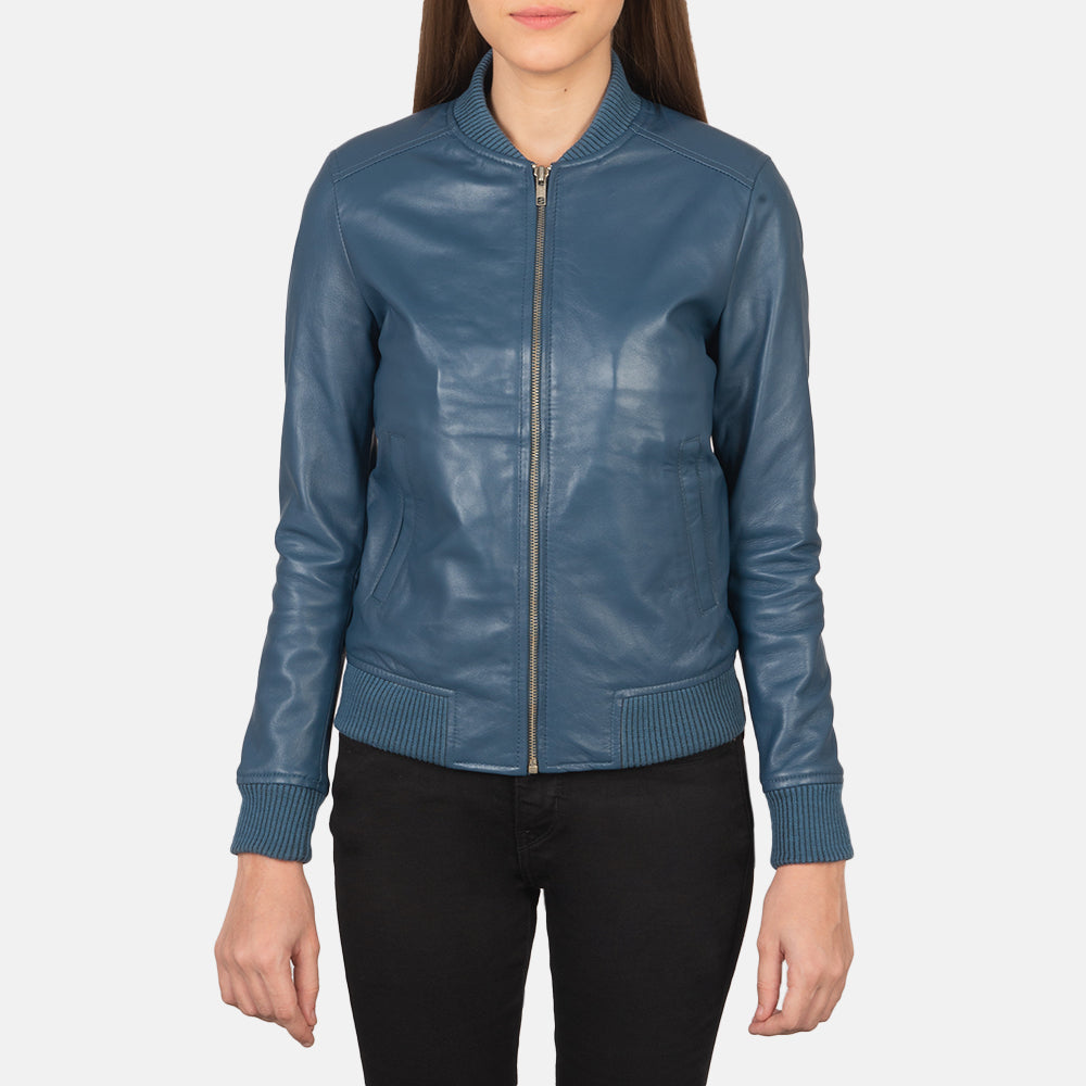 
Vue détaillée of Varsity - Rib Knit & Zipper with Wind Flap Hardware on Bliss Bleu Blouson Bombardier en Cuir pour Femme
