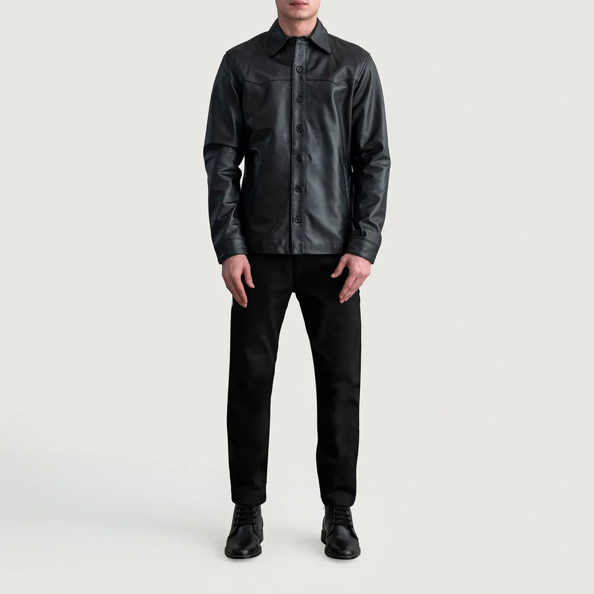 Vue détaillée of Shirt &amp; Buttons Hardware on Bronco Noir Leather Shirt pour Homme