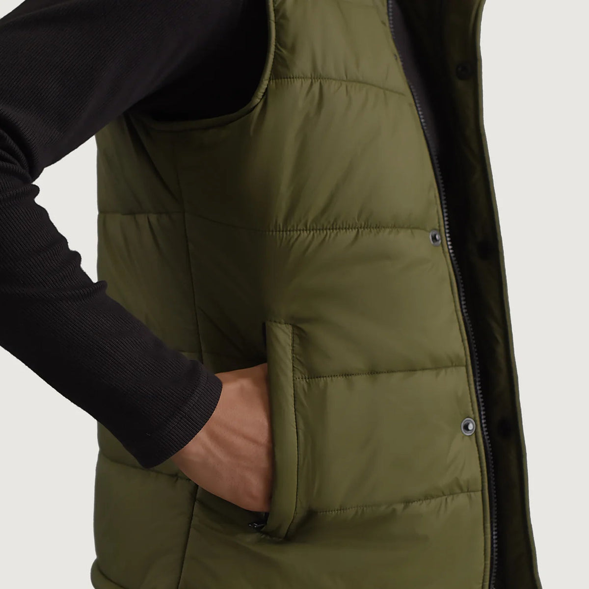 Vue intérieure Showing Quilted Viscose Lining &amp; Deux poches intérieures