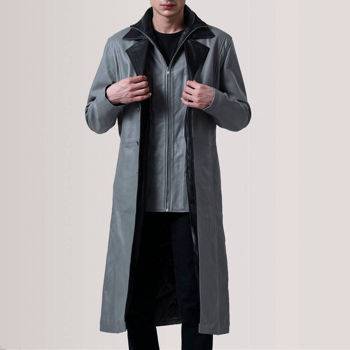
Charlton Gris Leather Single Breasted Manteau en Cuir pour Homme For Men in Grey Sheepskin Leather - Vue de face & silhouette ajustée | Acheter en ligne