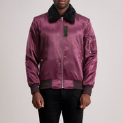 
Clyde B-15 Bordeaux Blouson Bombardier en Cuir pour Homme in Maroon Satin - Vue de face & silhouette ajustée | Acheter en ligne