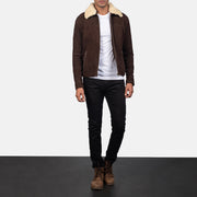 Men's Coffner Marron Shearling Fur Veste en Cuir pour Homme - Vue de profil avec coupe de manche ergonomique