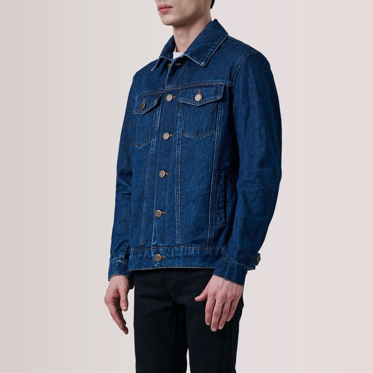 Conard Dark Bleu Denim Trucker Veste en Cuir pour Homme For Men - Vue de profil avec coupe de manche ergonomique