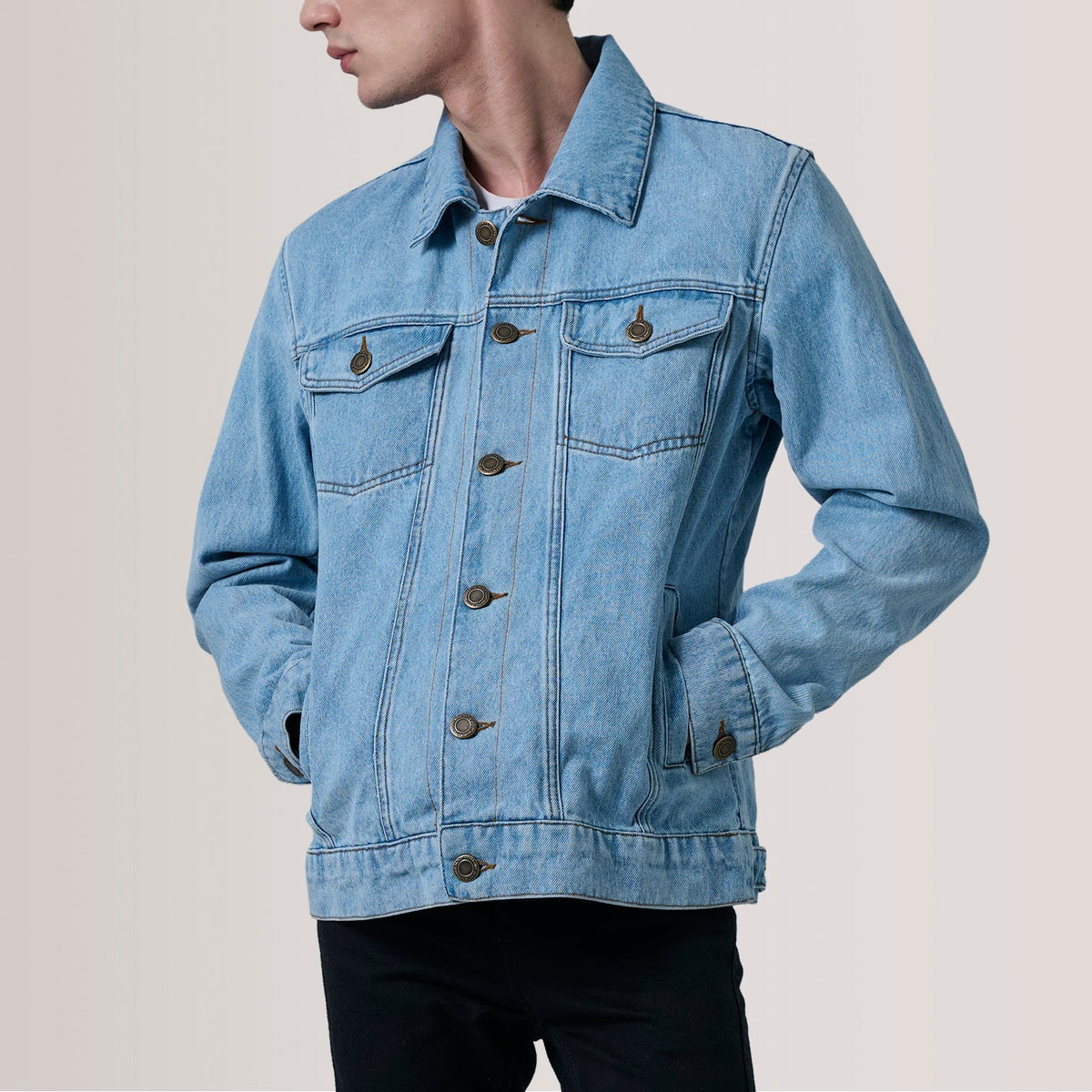 Authentic Full-Grain Leather Grain Texture &amp; Heavy-Duty Seam Stitching Detail