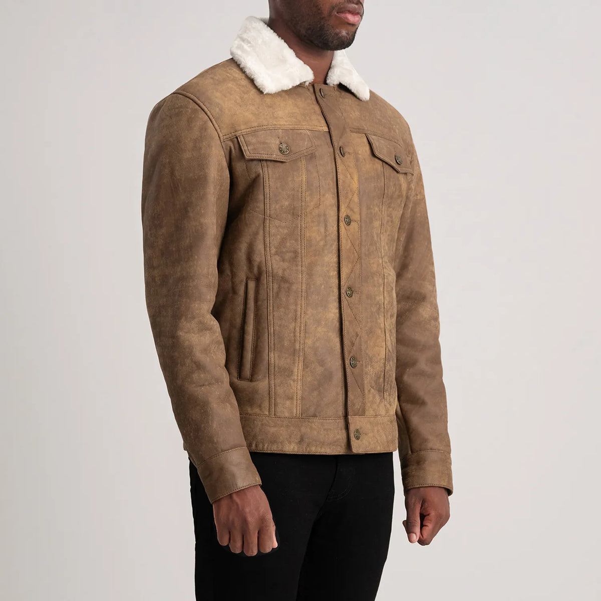 
Distressed Brown Sheepskin Snuffed Aviator Jacket - Vue arrière montrant la carrure ajustée et l'ourlet net