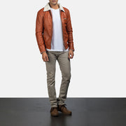Men's Dan Frost Camel Veste en Peau Lainée pour Homme - Vue de profil avec coupe de manche ergonomique