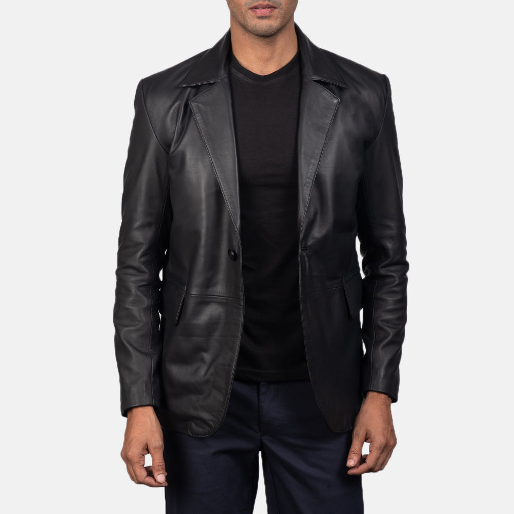 Vue détaillée of Notch &amp; Button Hardware on Men's Daron Noir Blazer en Cuir en Cuir pour Homme