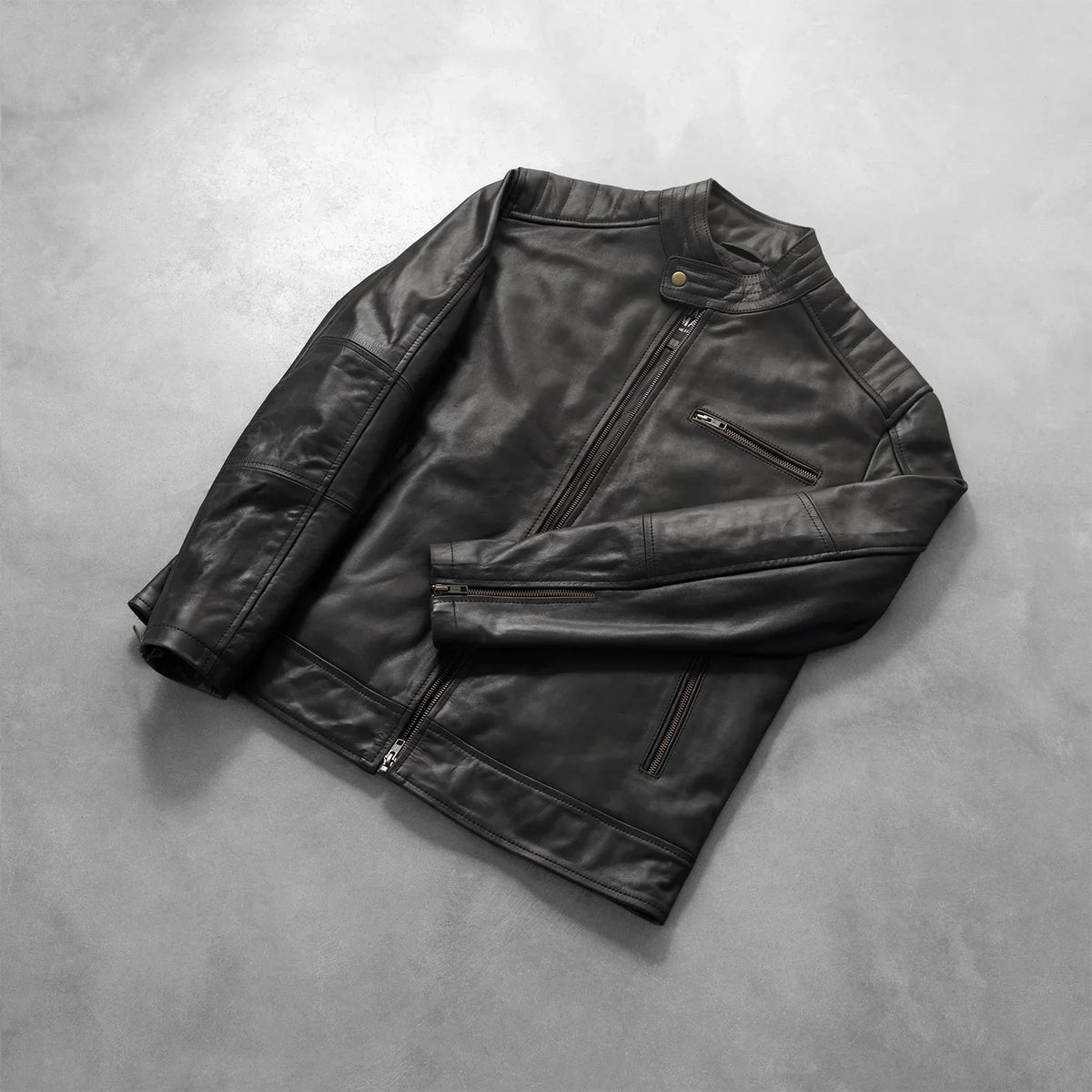 Zipper &amp; Hem Craftsmanship Construction Detail on Dean Noir Veste Motard en Cuir pour Homme