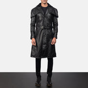 Black Cowhide Leather Trench Coat - Vue de dos avec coupe ajustée aux épaules &amp; ourlet soigné