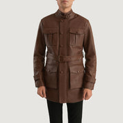 
Dolf Marron Veste en Cuir pour Homme in Brown Cowhide Leather - Vue de face & silhouette ajustée | Acheter en ligne