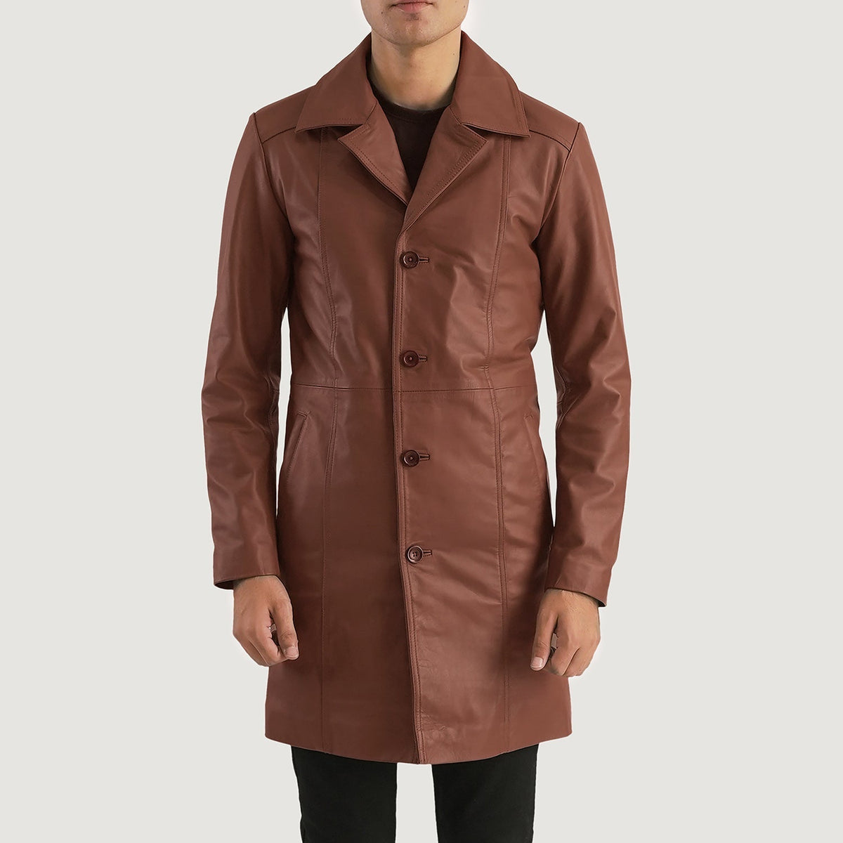 Vue détaillée of Notch &amp; Button Hardware on Don Long Marron Manteau en Cuir pour Homme