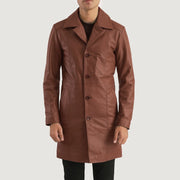 Vue détaillée of Notch &amp; Button Hardware on Don Long Marron Manteau en Cuir pour Homme