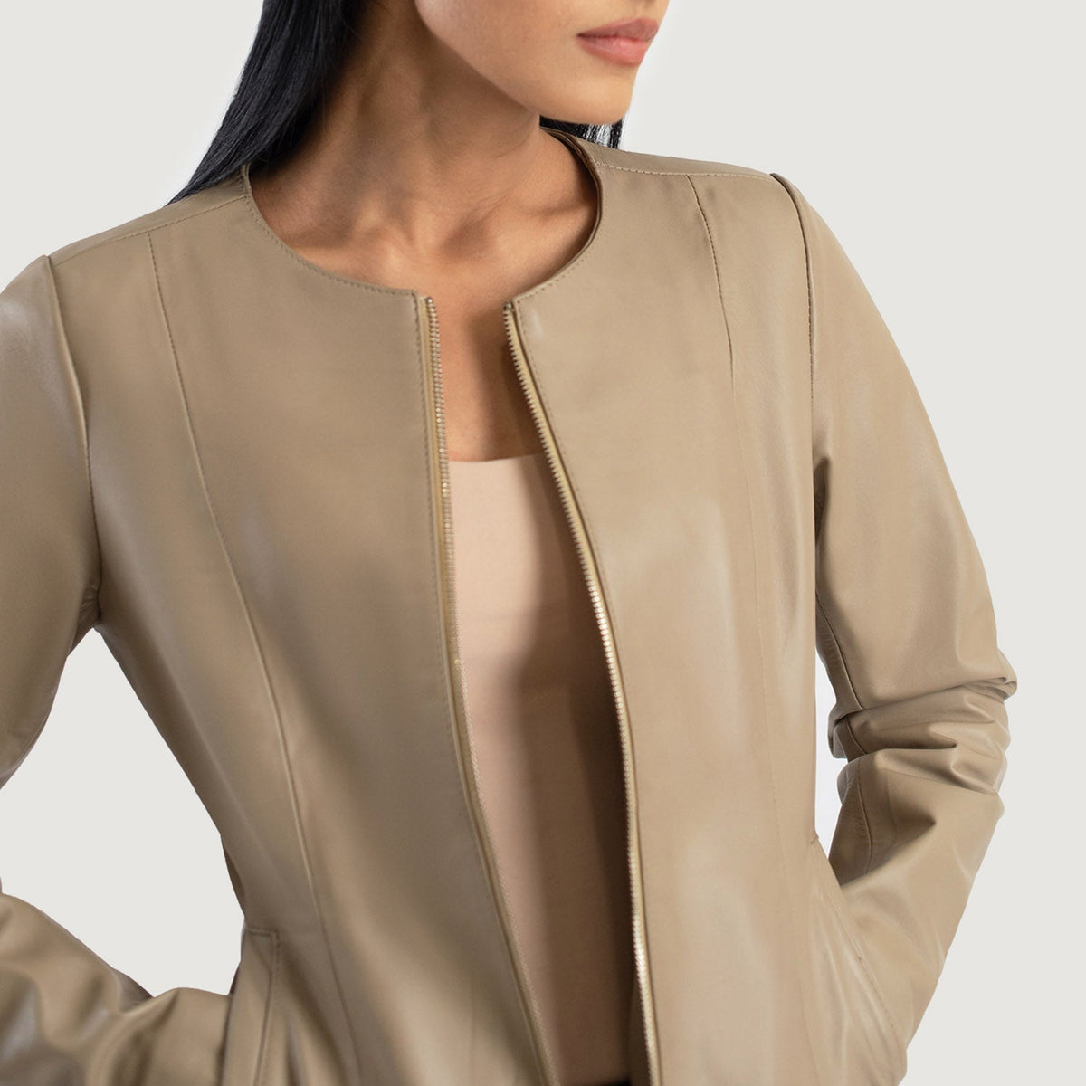 
Vue intérieure Showing Quilted Polyester Lining & Deux poches intérieures fonctionnelles