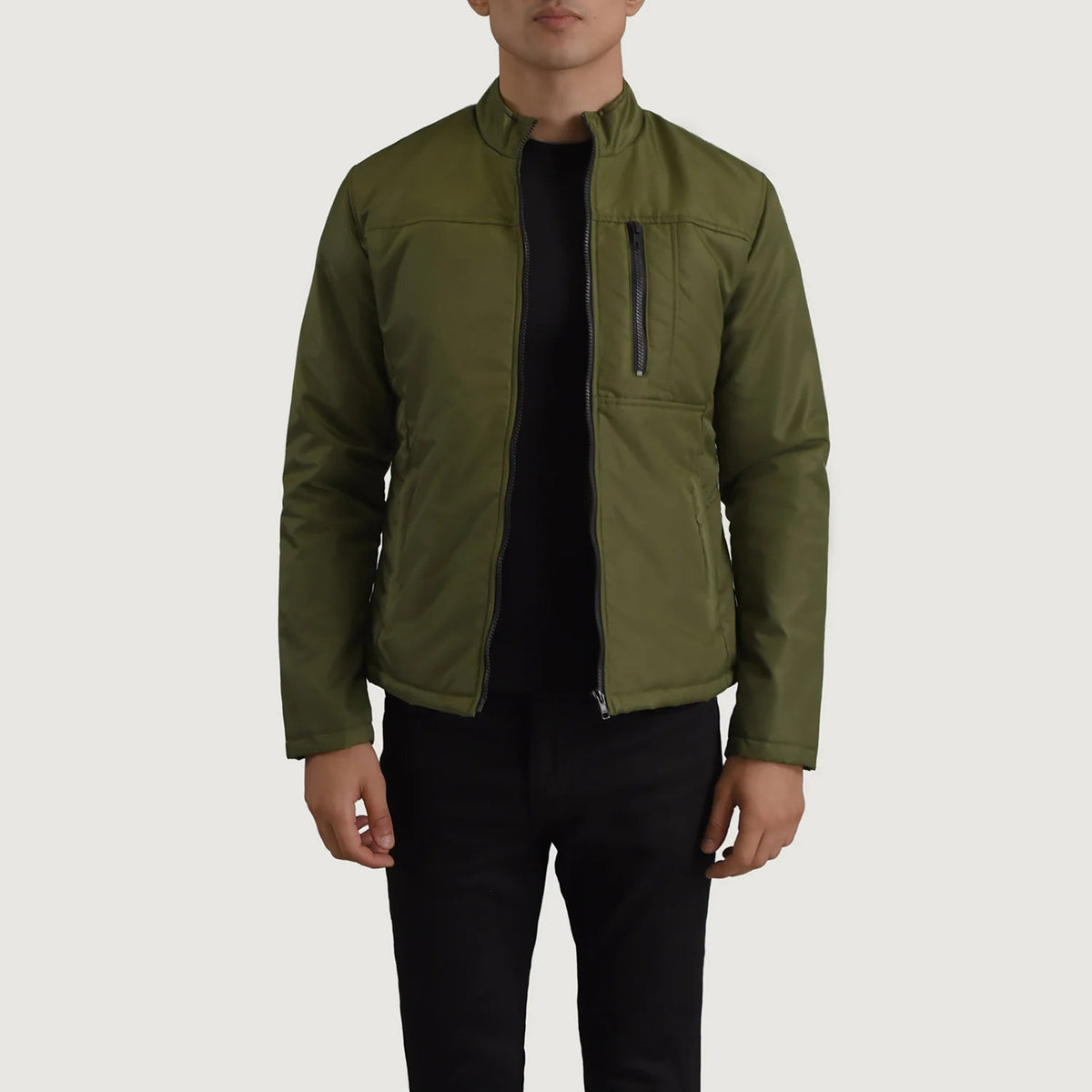 Elliot Vert Lightweight Veste en Cuir pour Homme in Green Full-Grain Leather - Vue de face &amp; silhouette ajustée | Acheter en ligne