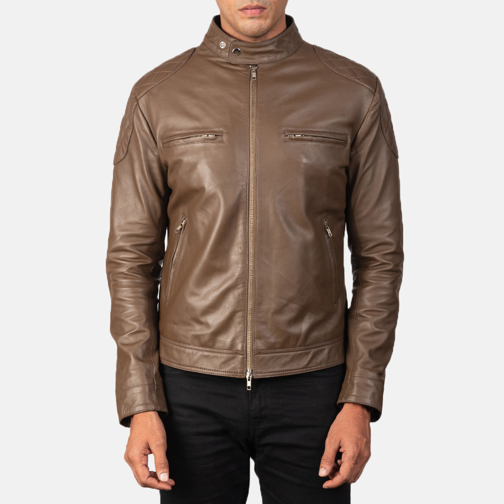 
Vue détaillée of Band with snap buttons & Zipper Hardware on Gatsby Moka Veste Motard en Cuir pour Homme