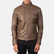 
Vue détaillée of Band with snap buttons & Zipper Hardware on Gatsby Moka Veste Motard en Cuir pour Homme