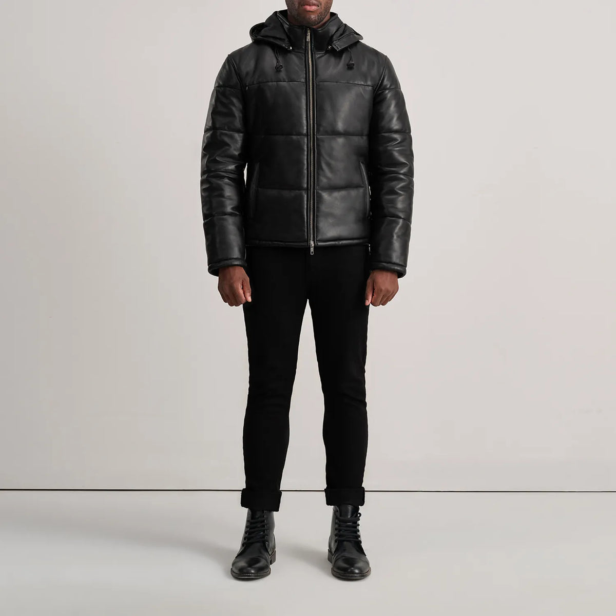 
Gordon Tan Hooded Leather Puffer Jacket - Vue de profil mettant en valeur la coupe de manche ergonomique