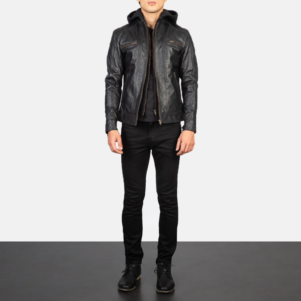 Men's Hector Noir Hooded Veste Motard en Cuir pour Homme - Vue de profil avec coupe de manche ergonomique
