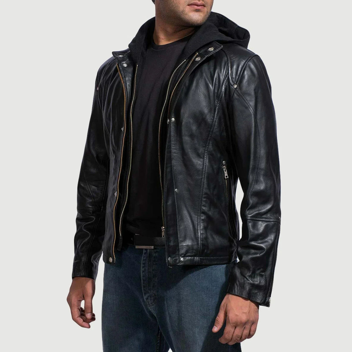 Black Cowhide Leather Hooded Jacket - Vue de dos avec coupe ajustée aux épaules &amp; ourlet soigné