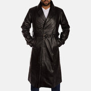 
Black Cowhide Leather Trench Coat - Vue arrière montrant la carrure ajustée et l'ourlet net