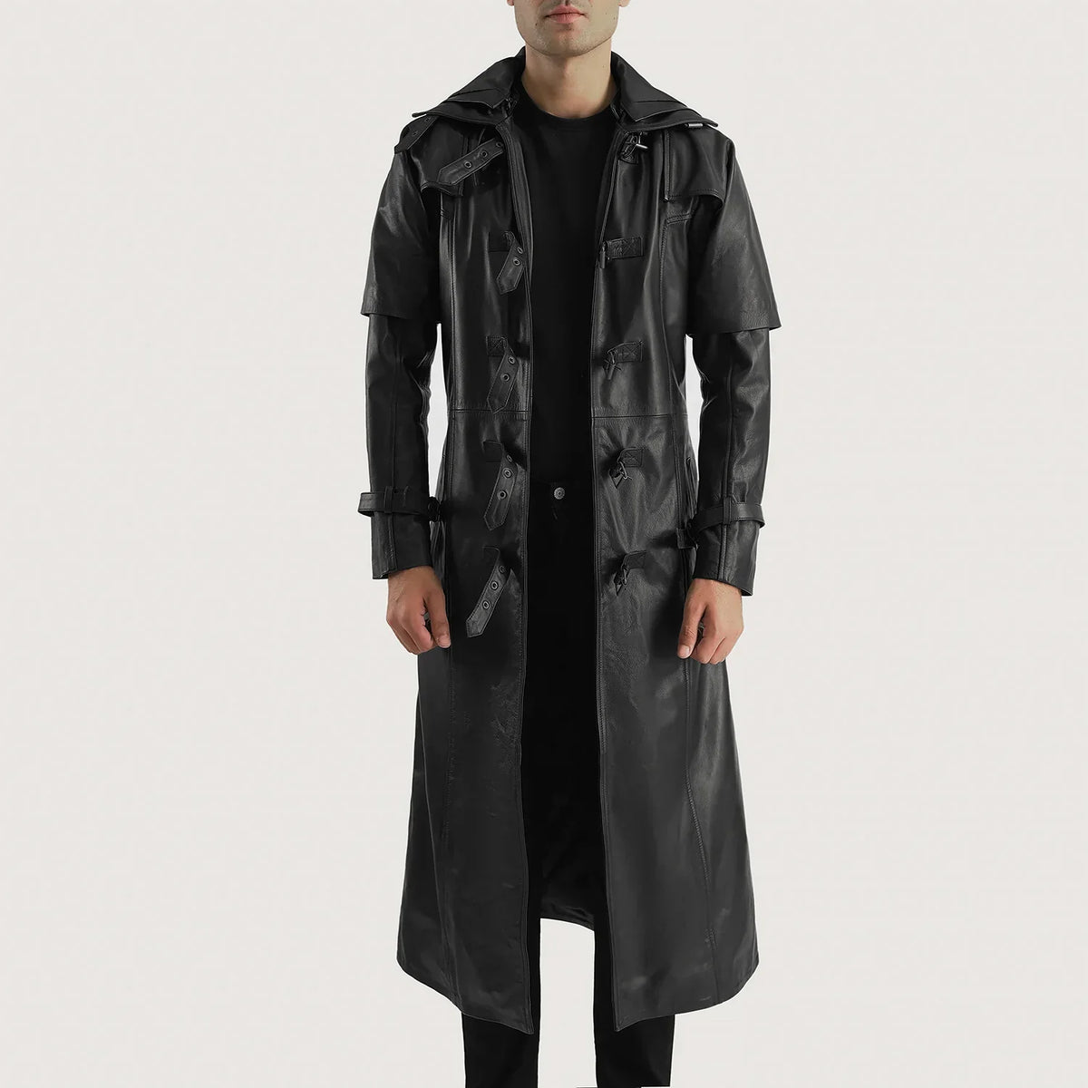 
Huntsman Noir Hooded Trench-coat en Cuir pour Homme in Black. Cowhide Leather - Vue de face & silhouette ajustée | Acheter en ligne