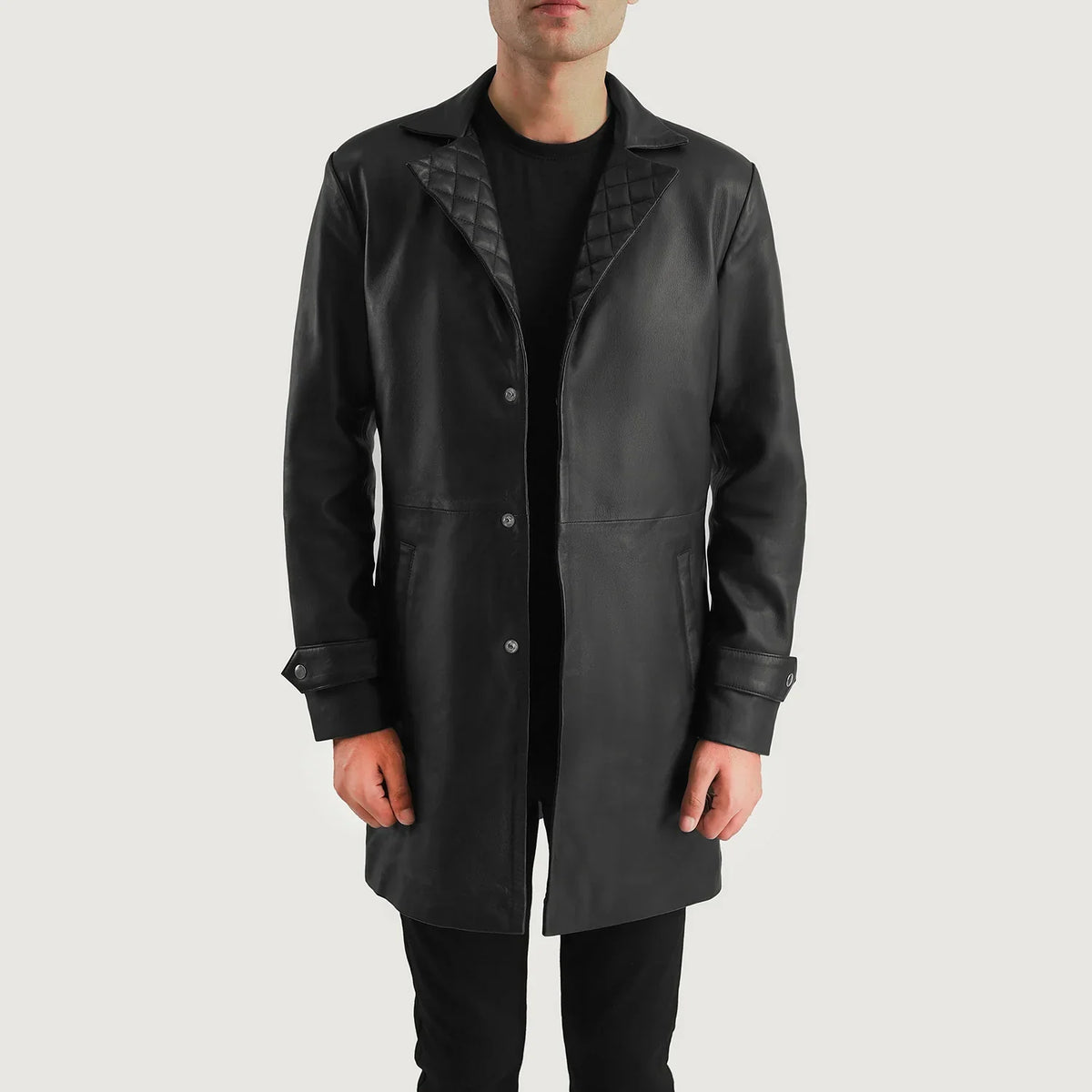 Vue détaillée of Notch &amp; Snap Button Hardware on Infinity Black Leather Coat