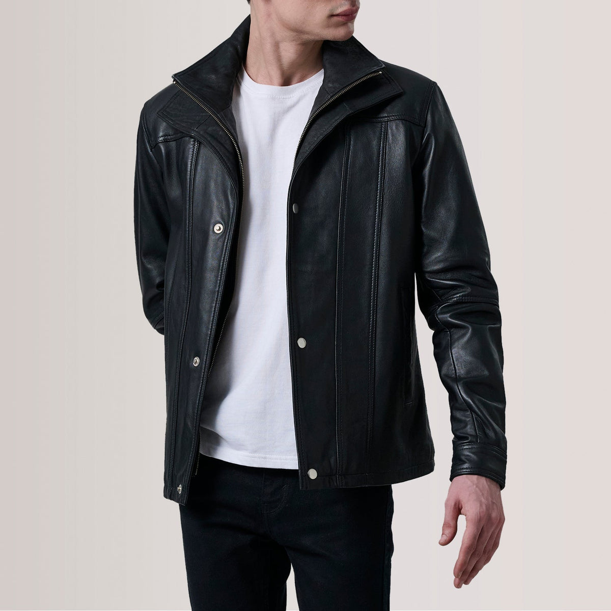 Klen Brown Classic Jacket For Men in Brown Sheepskin Leather - Vue de face &amp; silhouette ajustée | Acheter en ligne