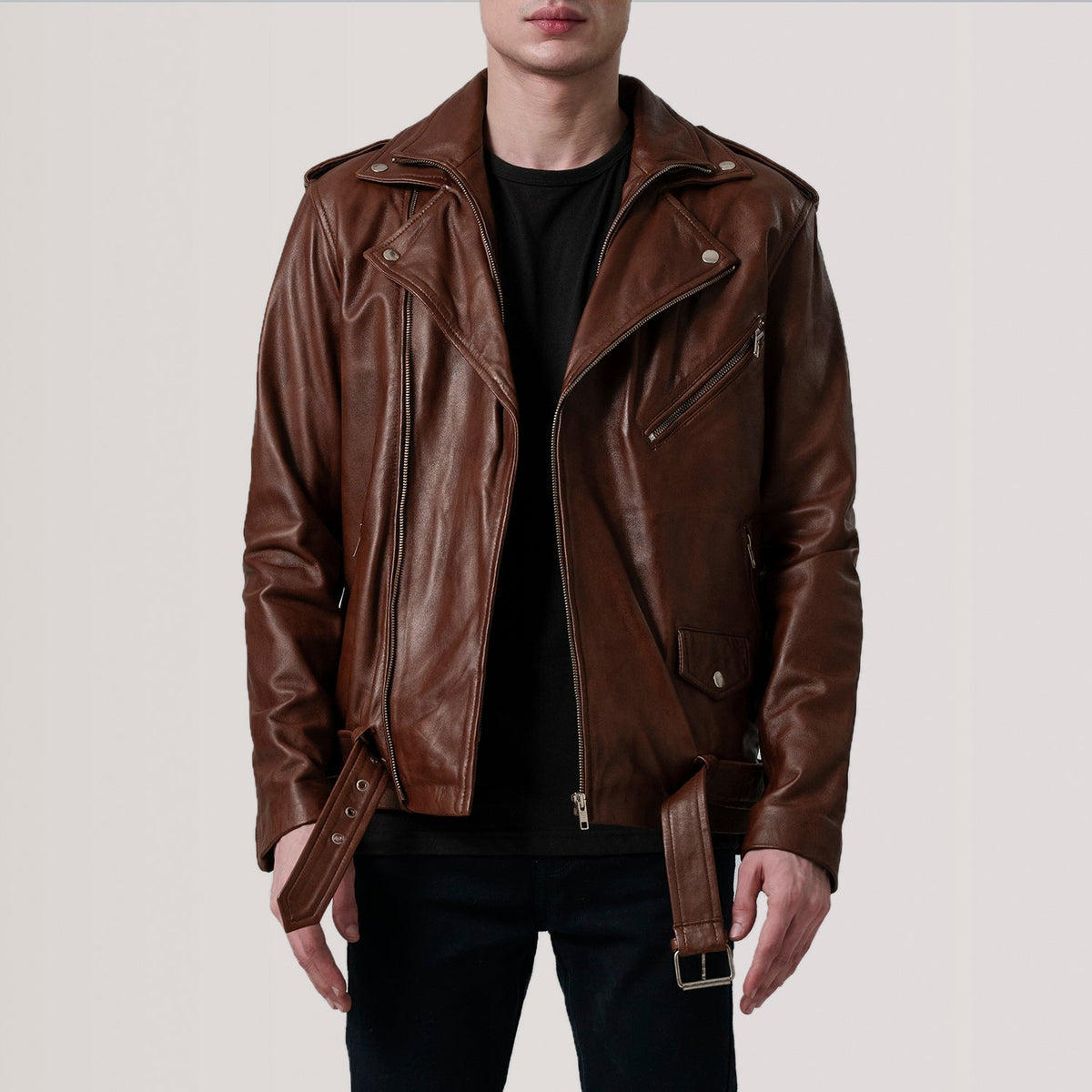 Kole Waxed Marron Leather Double Rider Veste en Cuir pour Homme in Distressed Brown Sheepskin Burnished - Vue de face &amp; silhouette ajustée | Acheter en ligne