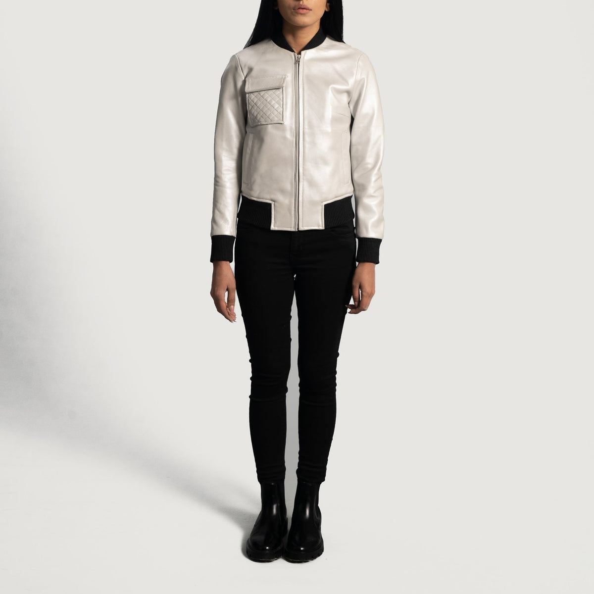 
Vue détaillée of Varsity & Zipper Hardware on Lana Silver Blouson Bombardier en Cuir pour Femme