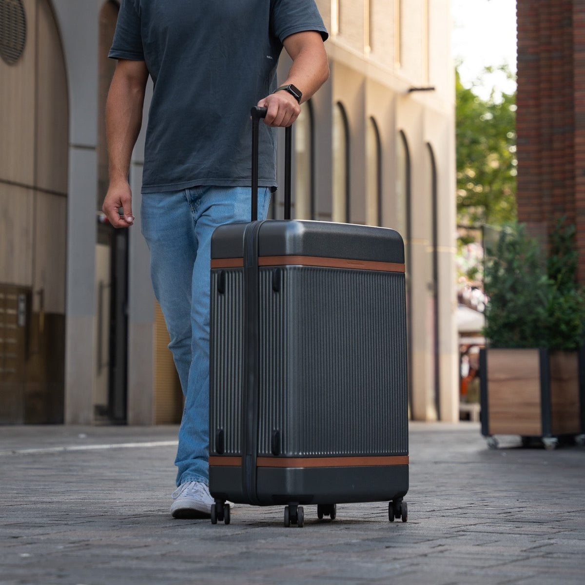 Large Suitcase Zuna pour Femme – Vue produit alternative 2