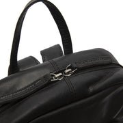 Solid Antique Brass Hardware &amp; Heavy-Duty Dual Zipper Detail on Santana Full-Grain Leather Backpack pour Femme