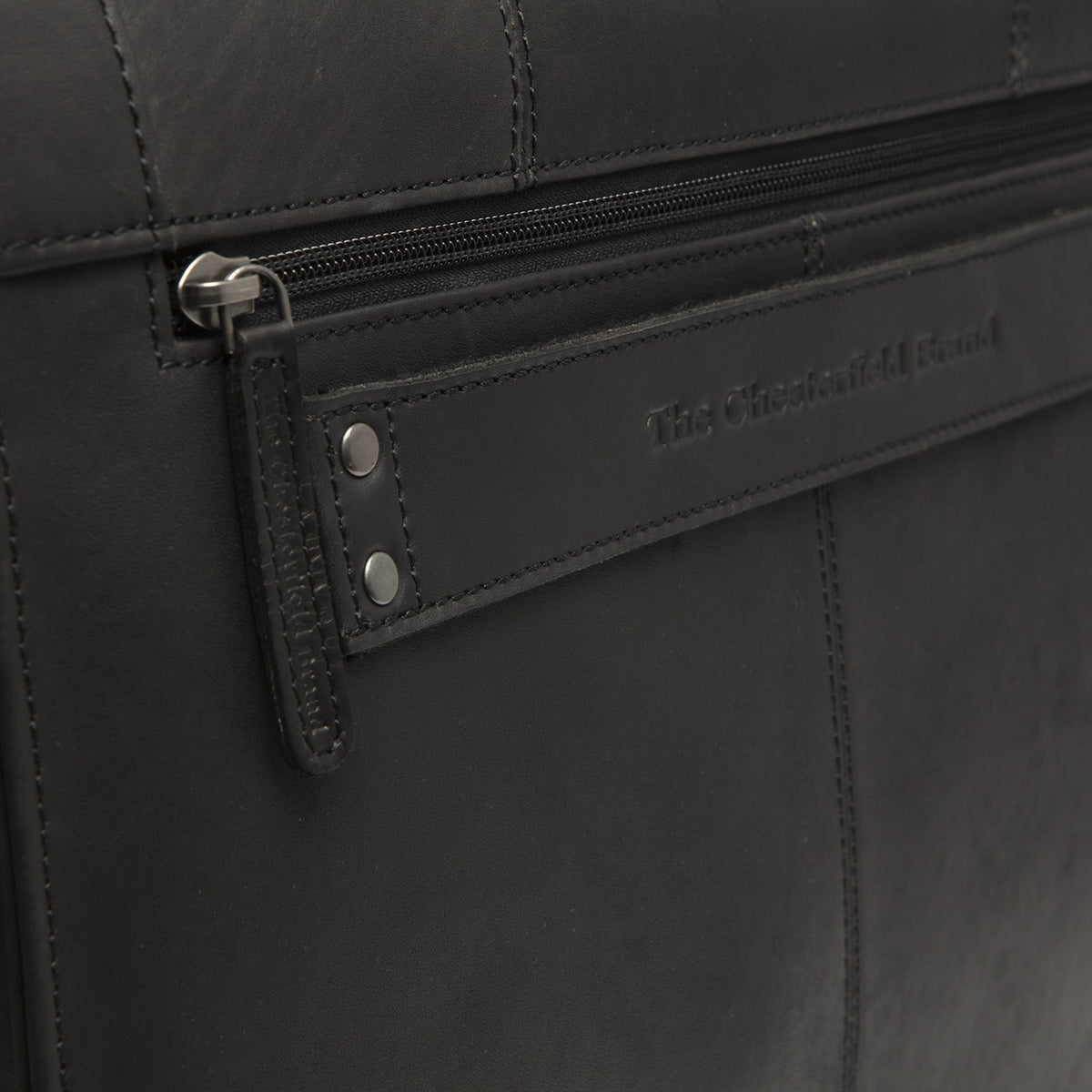 Vue intérieure Showing Dedicated Padded Laptop Sleeve &amp; Multi-Compartment Organization