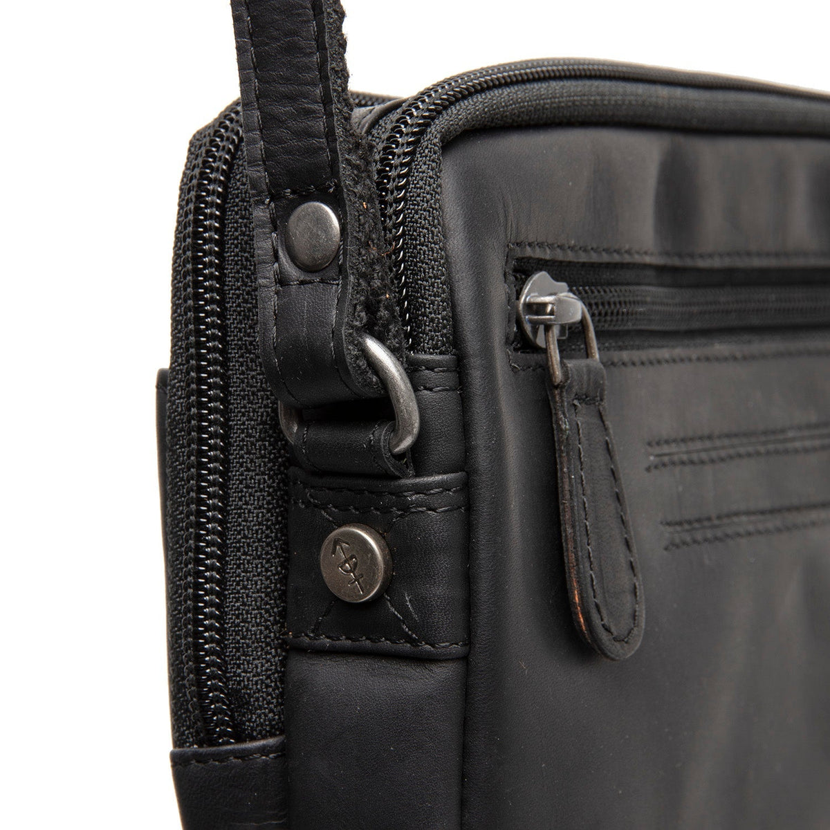 
Vue intérieure Showing Dedicated Padded Laptop Sleeve & Multi-Compartment Organization