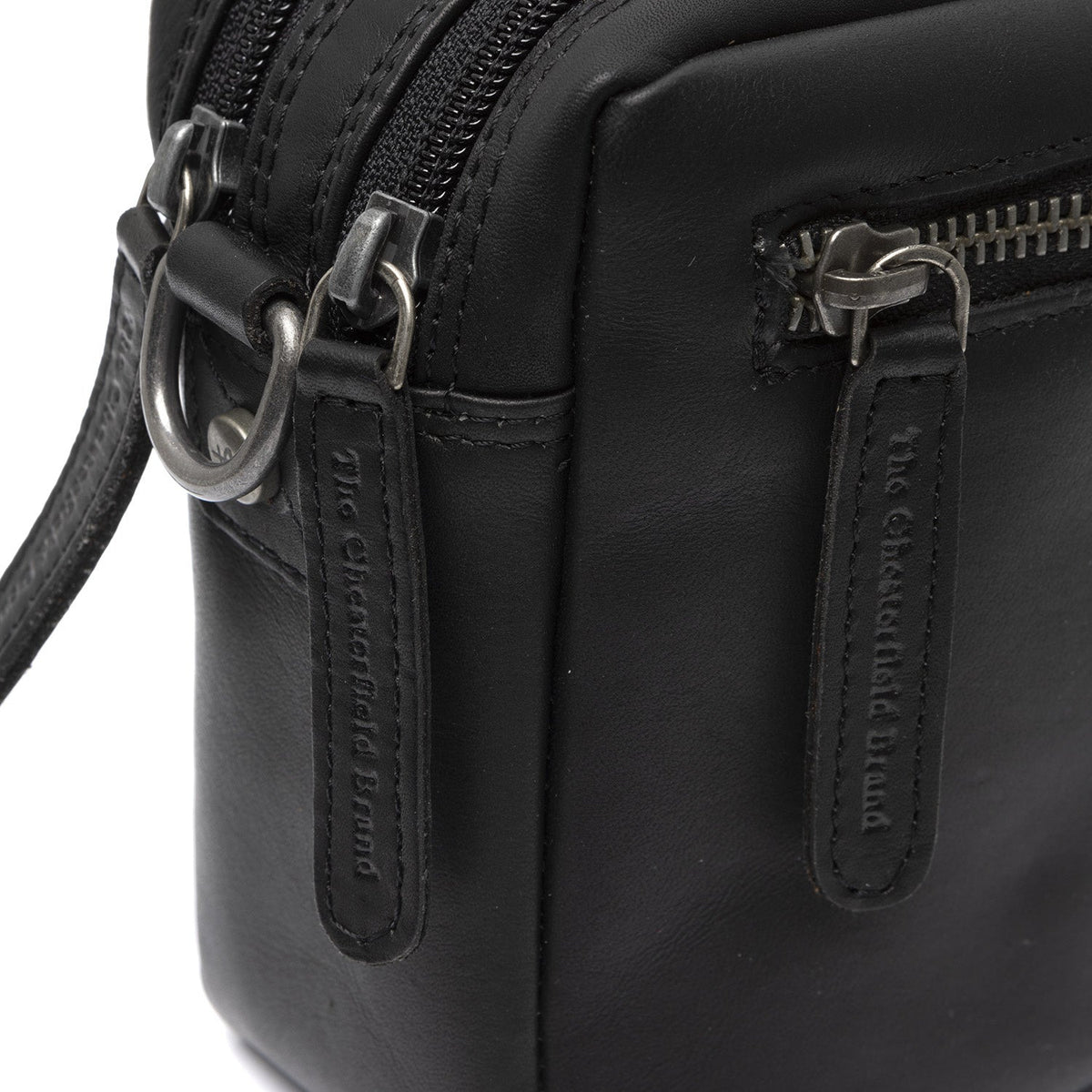 Samui Full-Grain Leather Crossbody Bag pour Femme - Structured Side Profile Showing Gusset Depth &amp; Expansion Capacity