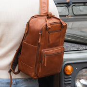 Calden Full-Grain Leather Laptop Backpack pour Femme – Vue produit alternative 2