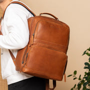 
Lennox Sac à dos d'ordinateur en cuir pleine fleur – alternate product view 2
